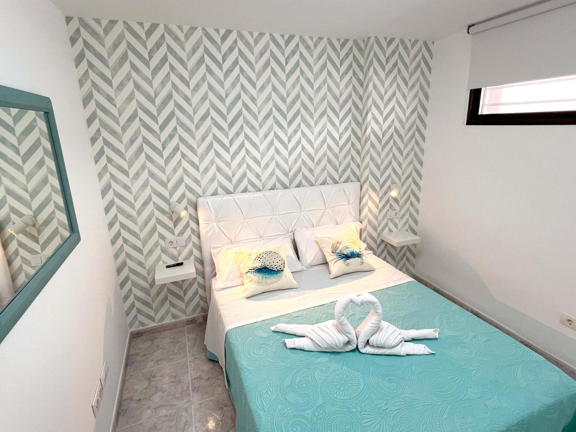 Encantador Apartamento Con Terraza, Los Cristianos Лос Кристианос Экстерьер фото