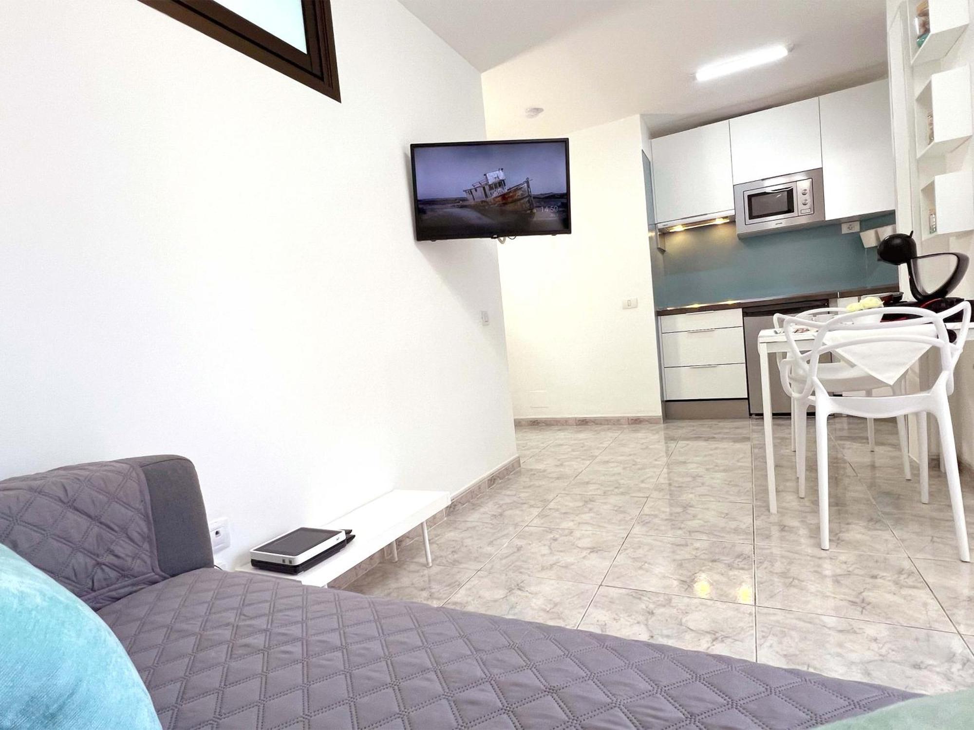 Encantador Apartamento Con Terraza, Los Cristianos Лос Кристианос Экстерьер фото
